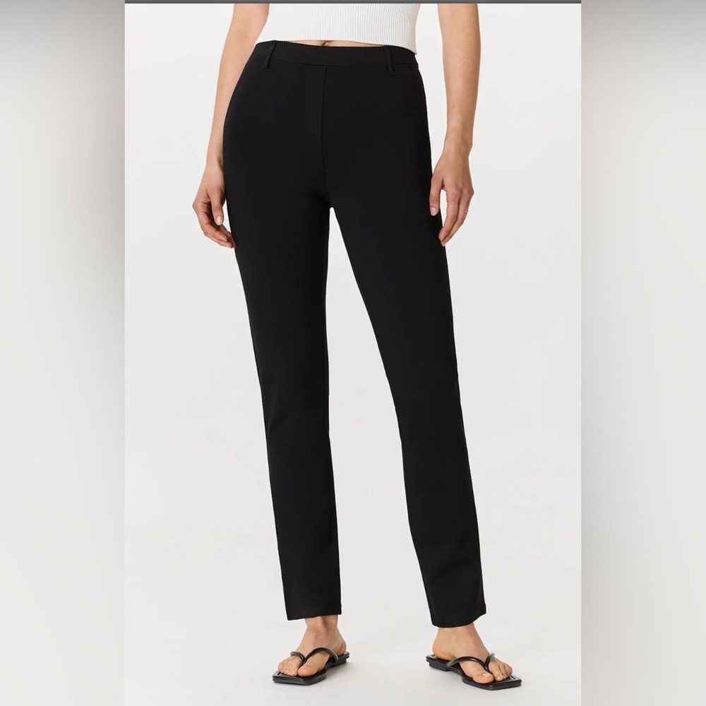 Quince Ultra Stretch Ponte Straight Leg Black Women's Pants, Size Petite Small.